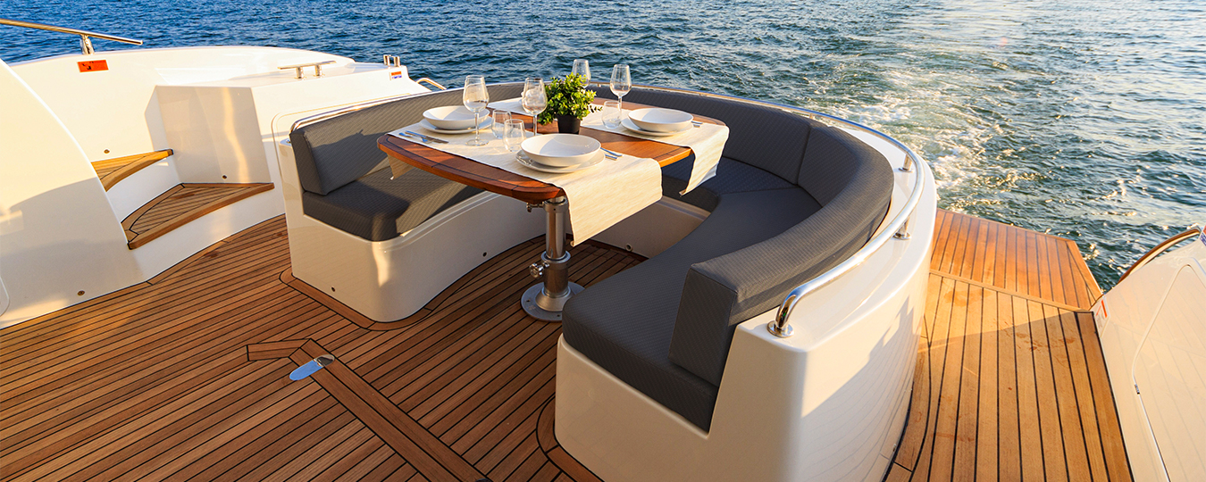 Las mejores referencias para tapicería para yates y barcos, ¡hazlos lucir!